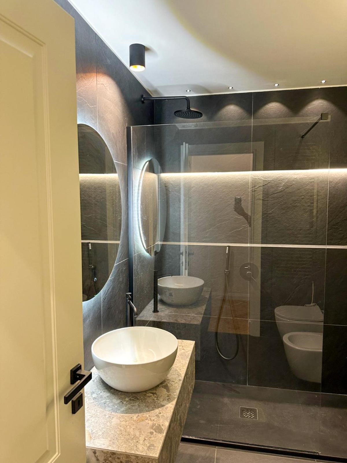 Vatican Boutique - 2 Bedroom - Trilocale Appartement